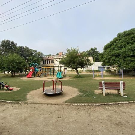 Homestays Λουντιάνα Εξωτερικό φωτογραφία